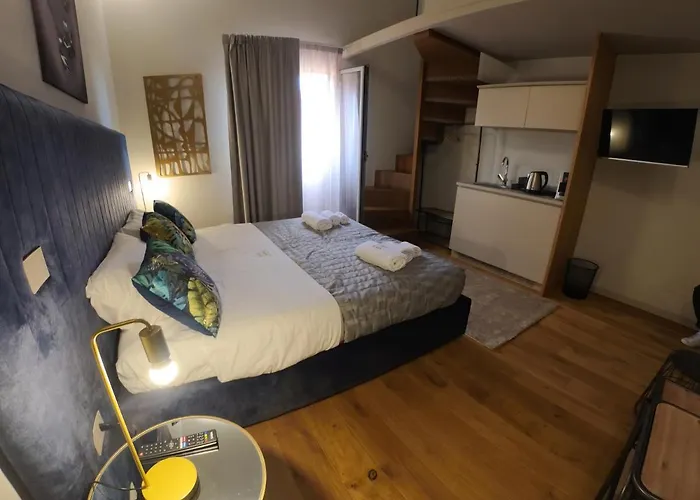 Atenea Palace Rooms