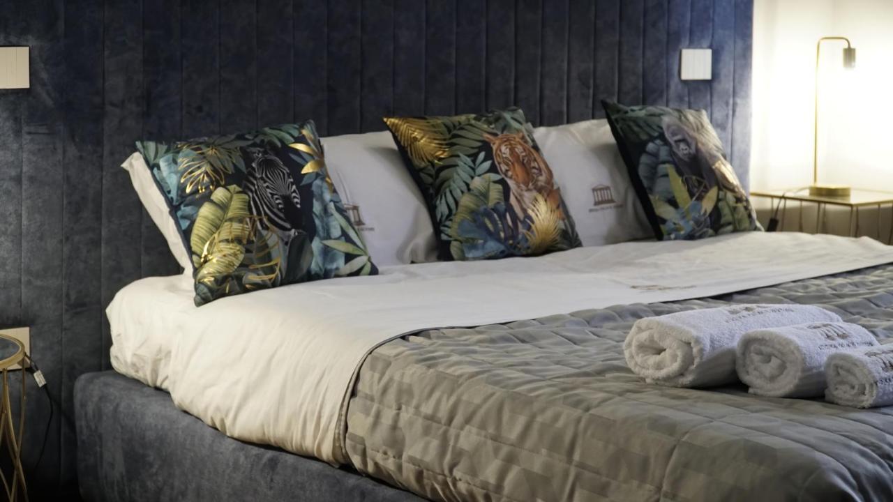 Atenea Palace Guest house